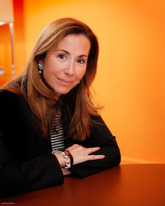 01-Pilar-Garcia-Miranda-retrato-ejecutivo-empresa-comercial-fotografia-fotografo-madrid-corporativo-Tres-Cantos-memorias-professional-commercial-corporate-portrait-mejor-nacho-urbon