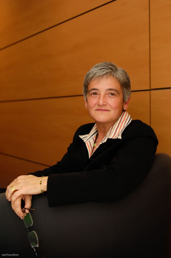 01-Pilar-Granados-retrato-ejecutivo-empresa-comercial-fotografia-fotografo-madrid-corporativo-Tres-Cantos-memorias-professional-commercial-corporate-portrait-mejor-nacho-urbon