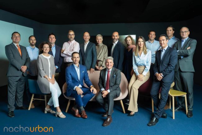 retrato grupo grande corporativo especialista